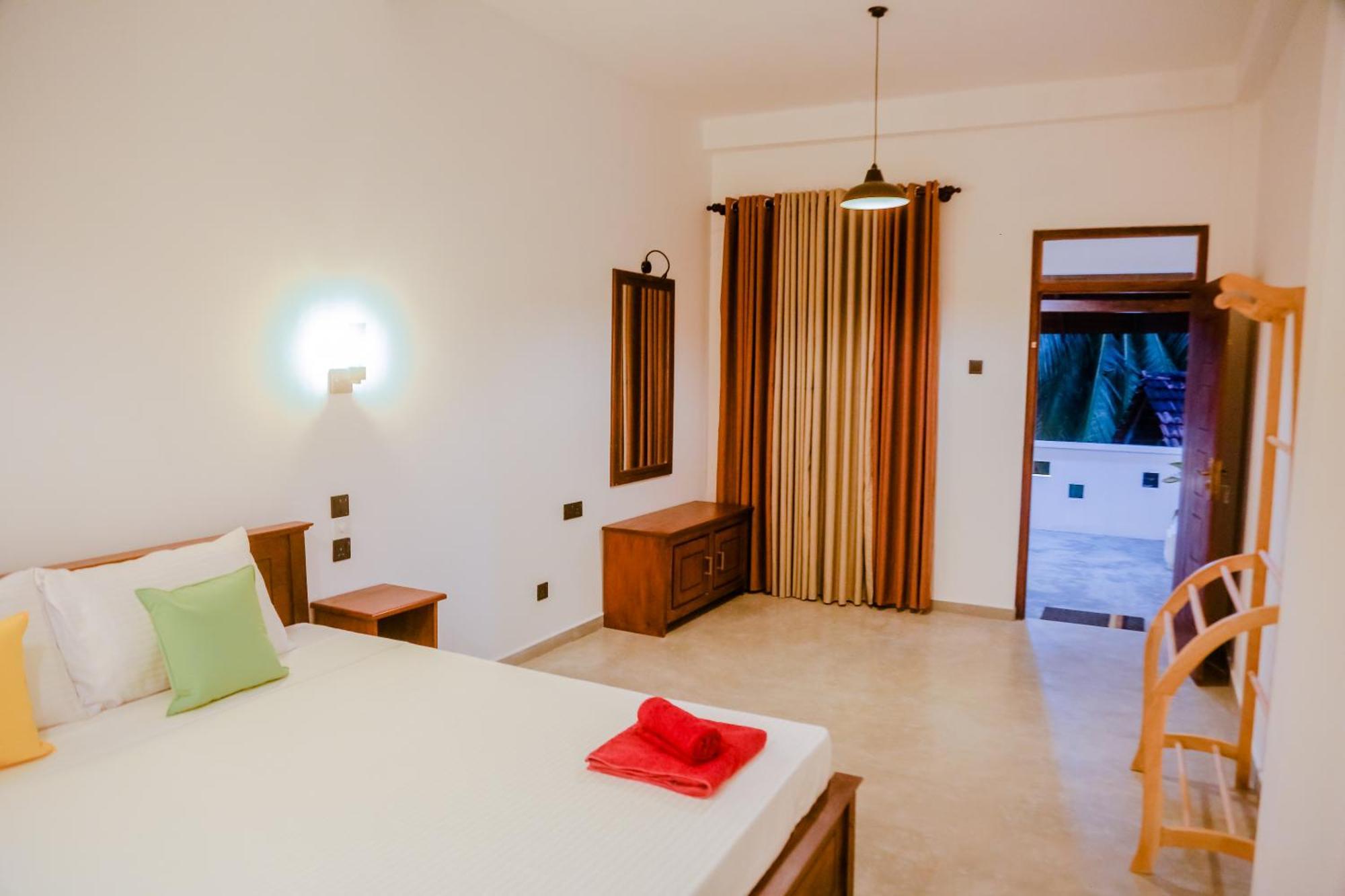 Sweet Emotion Otel Mirissa Dış mekan fotoğraf